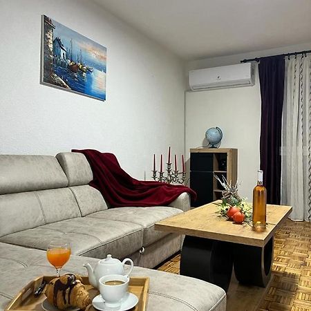Stan Na Dan Kozarska Dubica Apartment Bosanska Dubica Luaran gambar