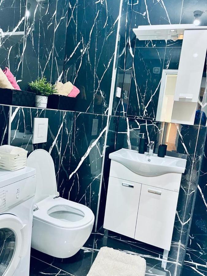 Stan Na Dan Kozarska Dubica Apartment Bosanska Dubica Luaran gambar