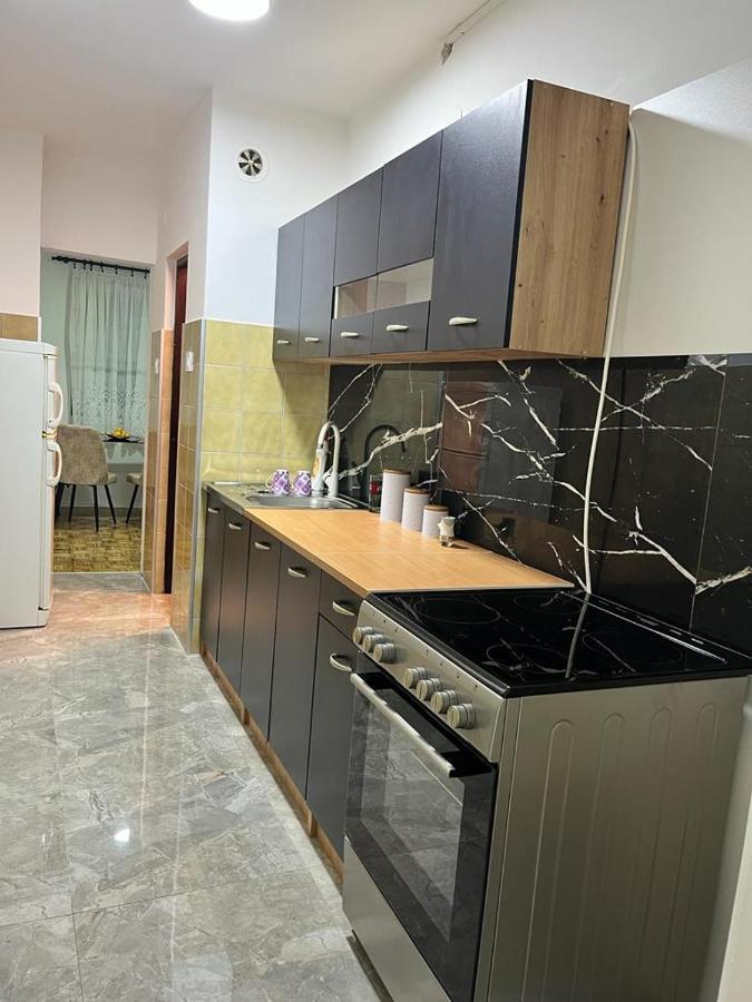 Stan Na Dan Kozarska Dubica Apartment Bosanska Dubica Luaran gambar
